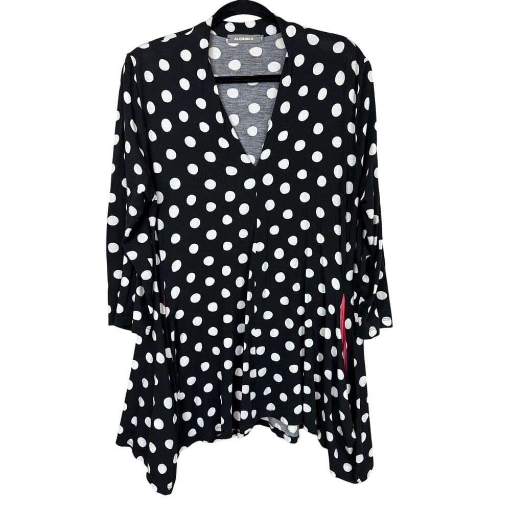 Alembika Black And White Polka Dot V Neck High Low Top 2